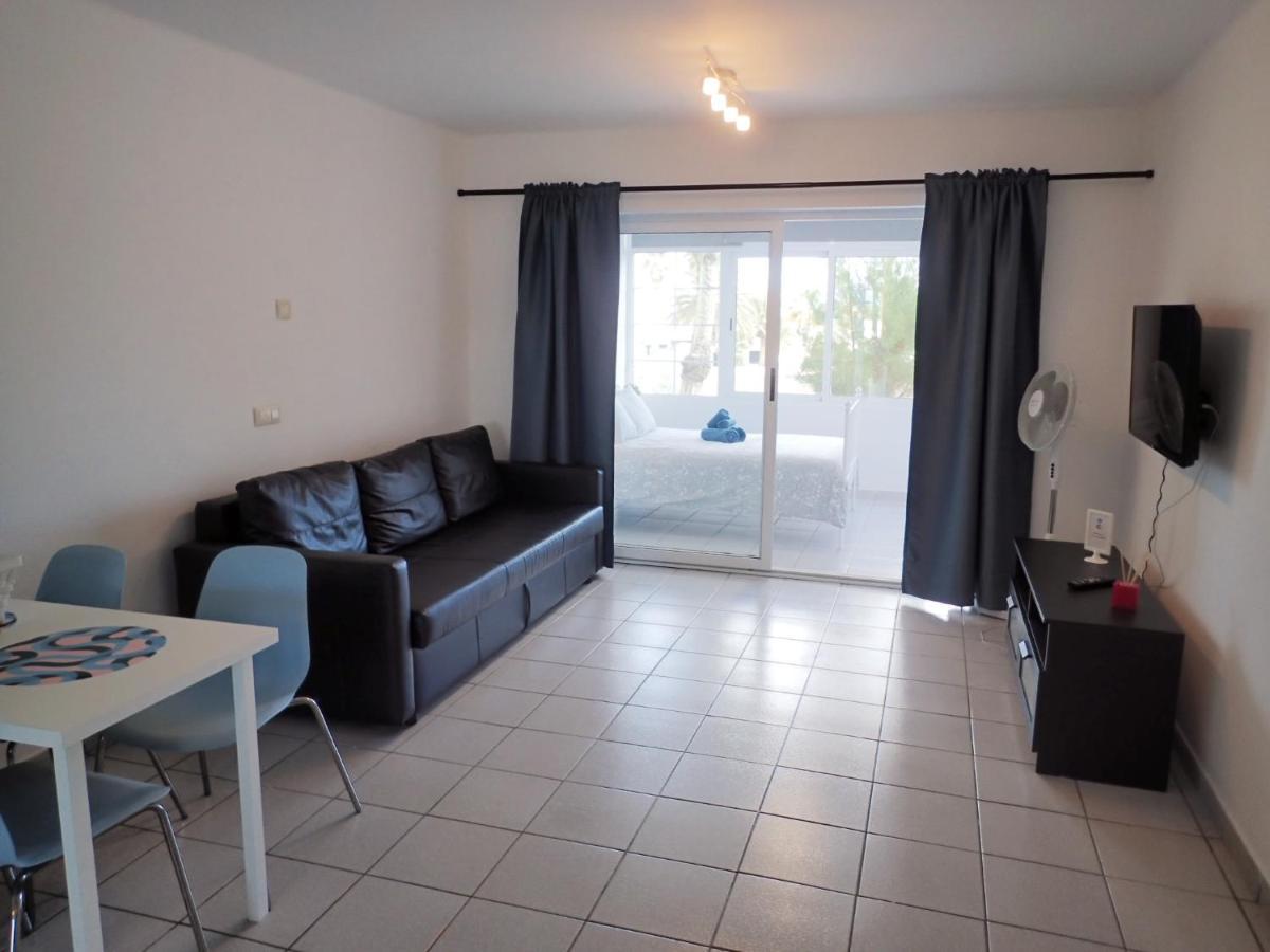 Apartamento En Playa Roca Primer Linea De Mar Costa Teguise Exterior foto
