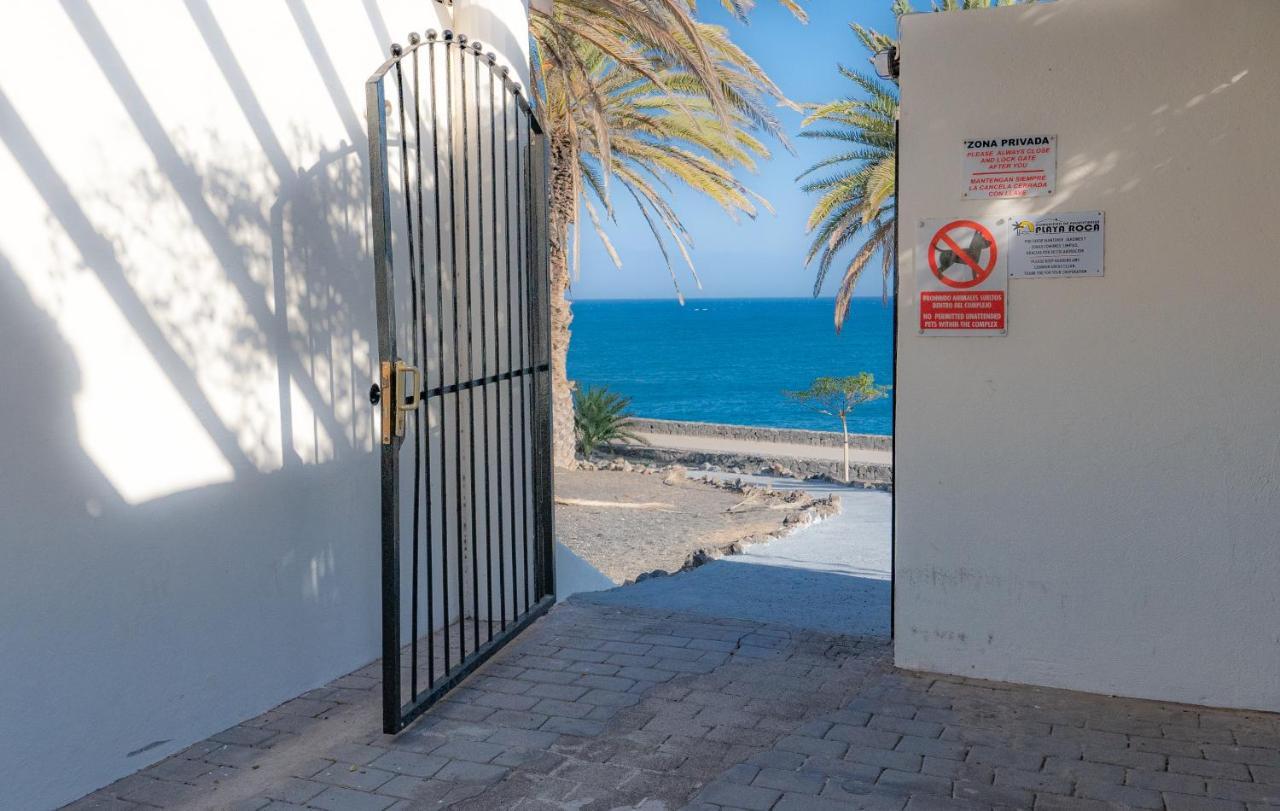 Apartamento En Playa Roca Primer Linea De Mar Costa Teguise Exterior foto